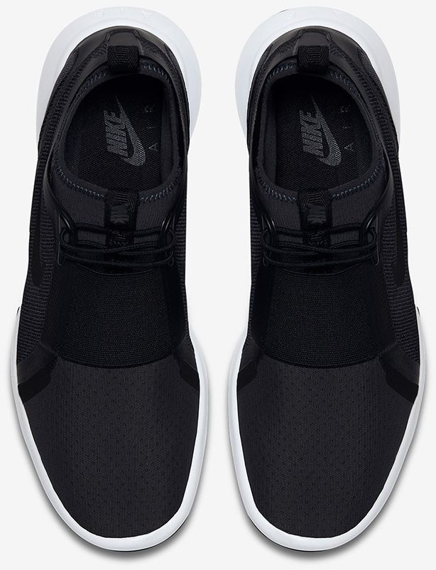 Nike Current Slip On