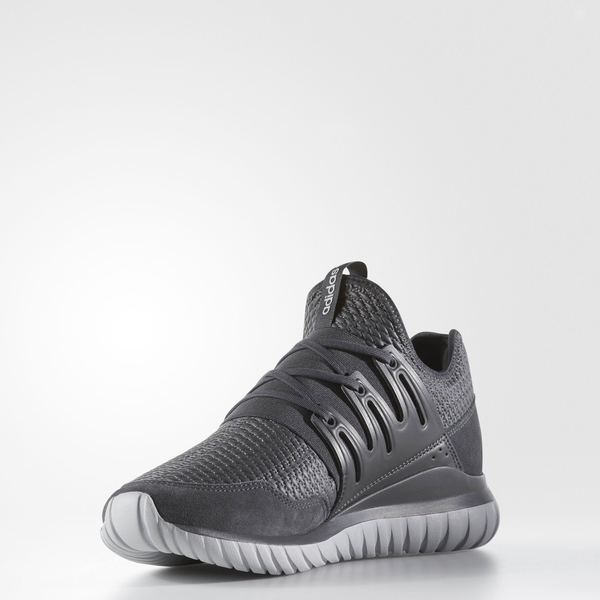Size 7.5 Tubular Radial Solid Grey