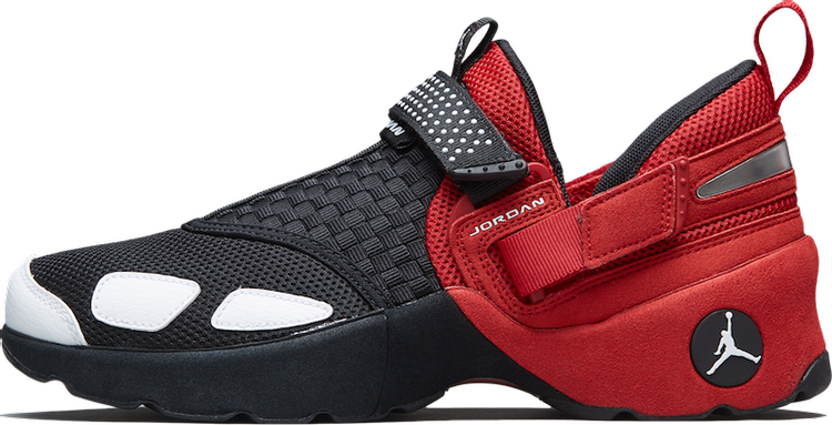 Jordan Trunner LX OG Black Gym Red