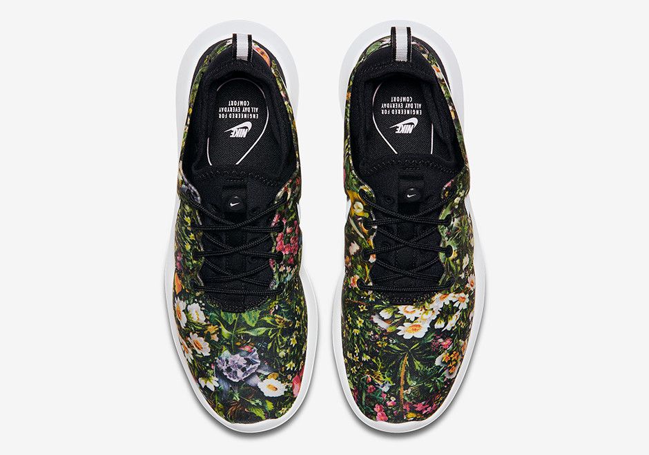 Size 5.5 Wmns Roshe Two Spring Garden