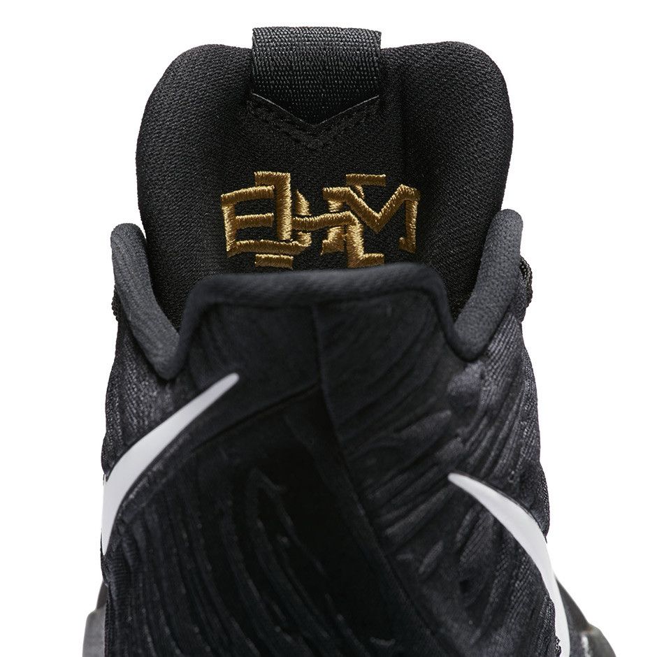 Kyrie 3 bhm for sale hotsell