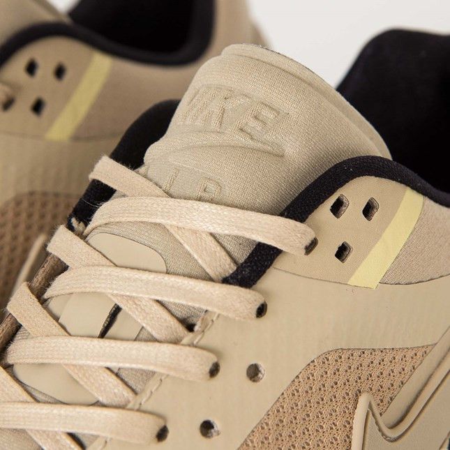 Nike Wmns Air Max BW Ultra LOTC QS London