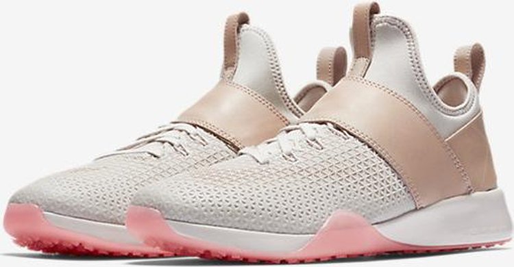 Wmns Air Zoom Strong