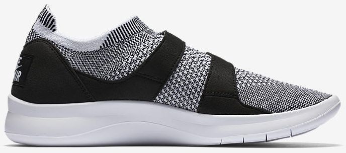 Nike Wmns Air Sock Racer Ultra Flyknit Oreo