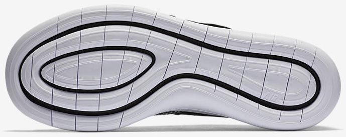 Nike Wmns Air Sock Racer Ultra Flyknit Oreo