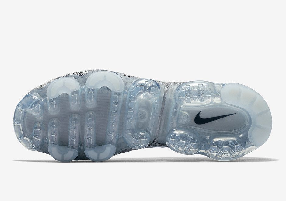 vapormax plus oreo clear bottom