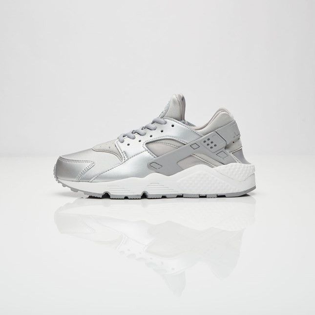 Nike Wmns Air Huarache Run SE Metallic Silver
