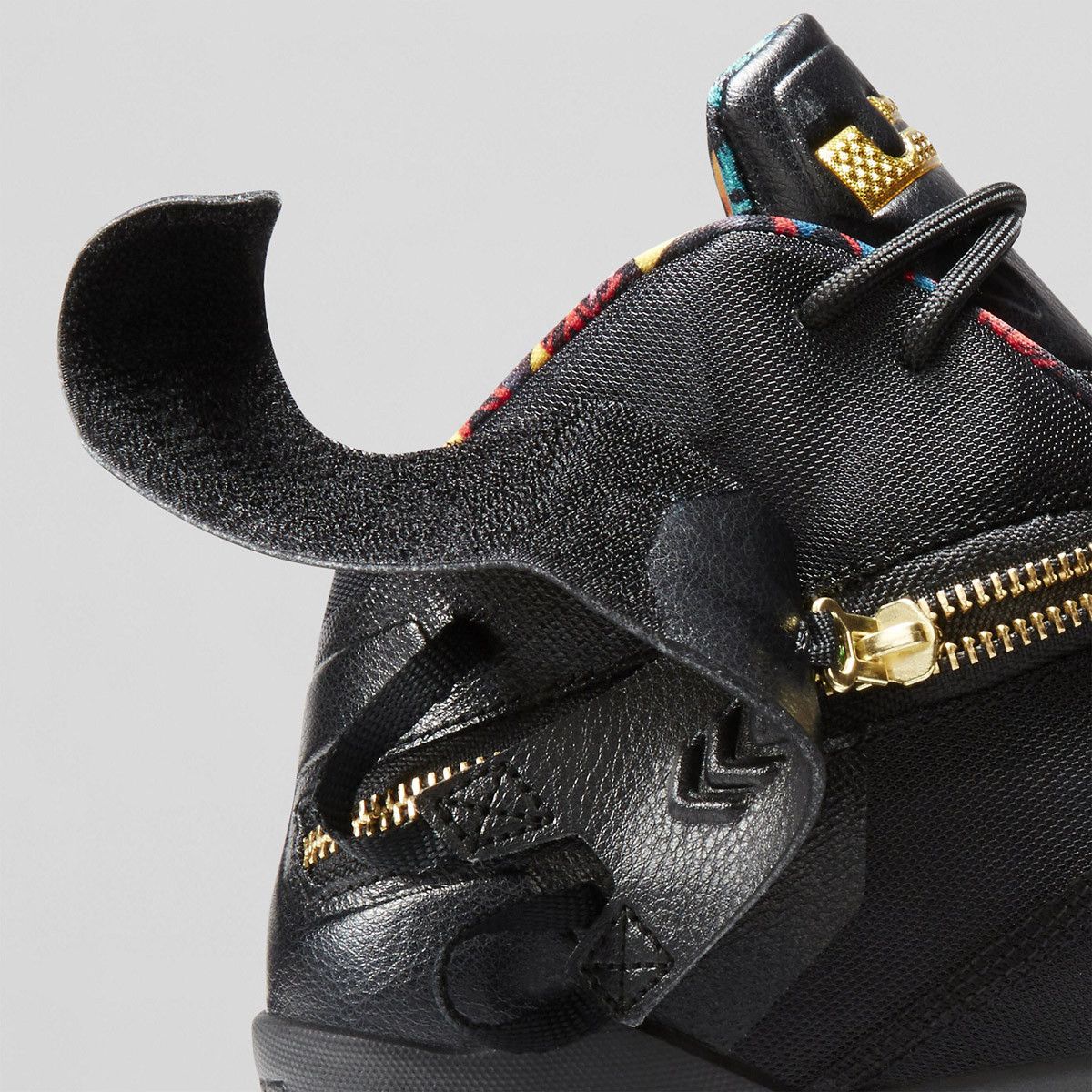 Lebron soldier 8 watch the throne online