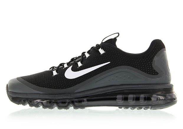 Size 7.5 Air Max More