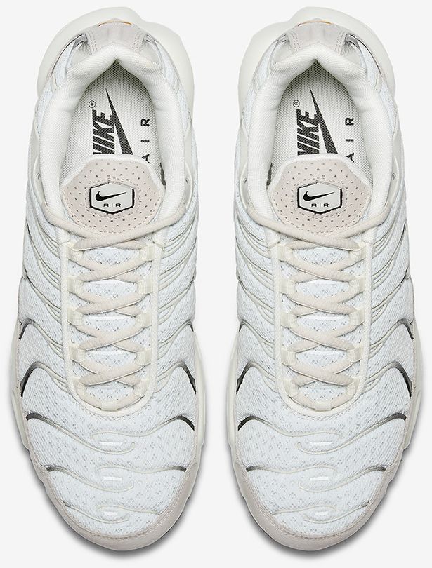 NikeLab Air Max Plus Sail Black