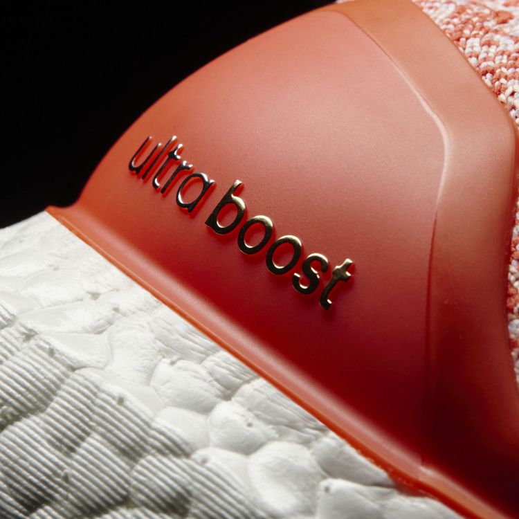 Adidas Wmns UltraBoost Uncaged Haze Coral