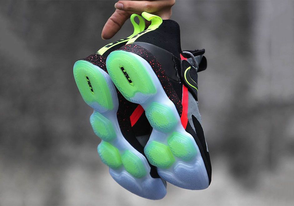 Size 10.0 LeBron 14 Out of Nowhere