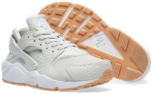 Nike Wmns Air Huarache Run SE Light Bone