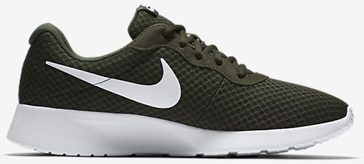 Nike Tanjun