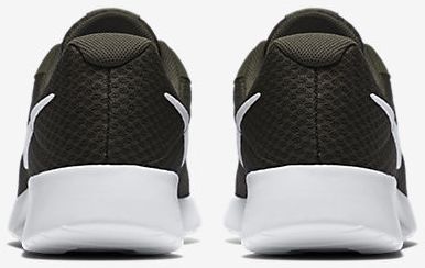 Nike Tanjun