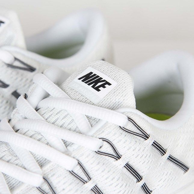 Nike Wmns Air Max 2016 Summit White