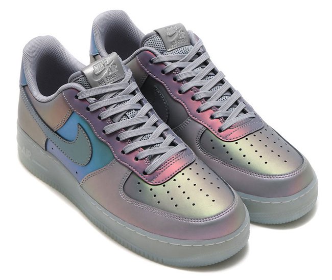 Air Force 1 Low '07 LV8 'Iridescent'