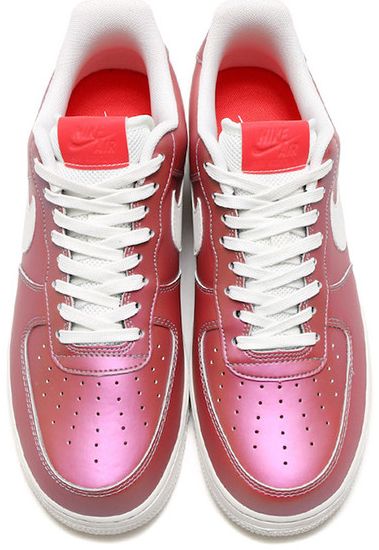 Nike Air Force 1 07 LV8 Iridescent