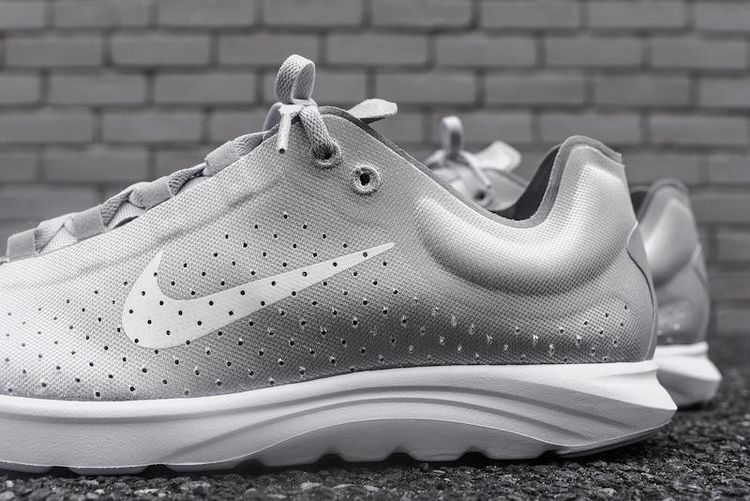 Nike Mayfly Lite Breathe Wolf Grey