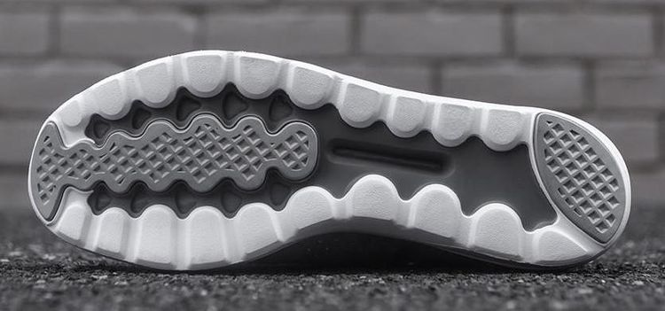 Nike Mayfly Lite Breathe Wolf Grey