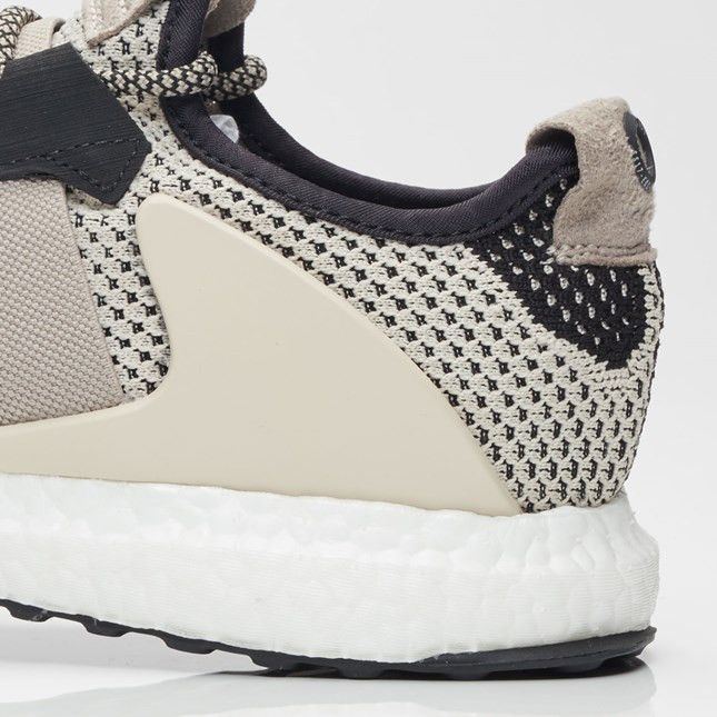 Adidas ado ultra boost day one 2025