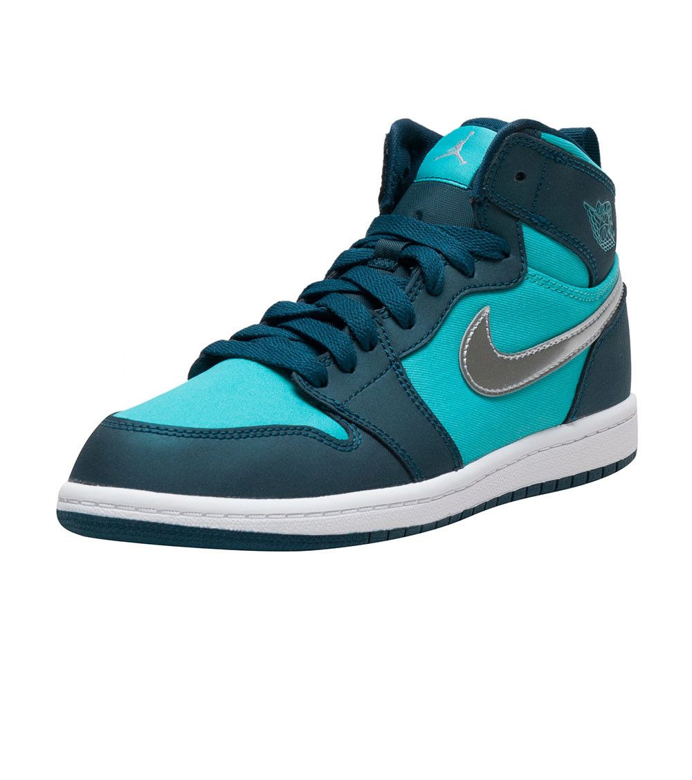 Hyper jade store