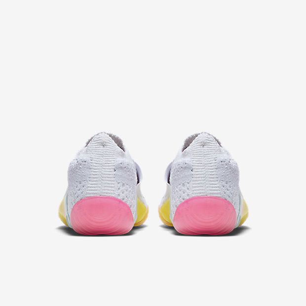 Size 5.0 NikeLab Wmns City Knife 3 Flyknit White Racer Pink