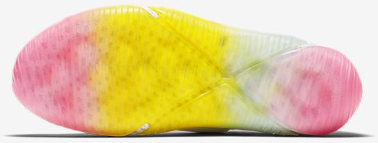 NikeLab Wmns City Knife 3 Flyknit White Racer Pink