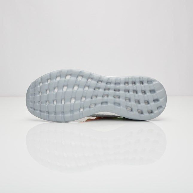 Kolor x adidas PureBoost ZG Polkadot