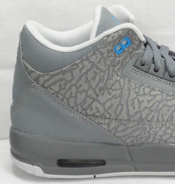 Air Jordan 3 Retro GS Cool Grey Blue Glow