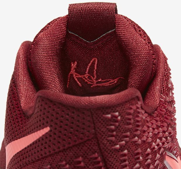 Nike Kyrie 3 GS Hot Punch
