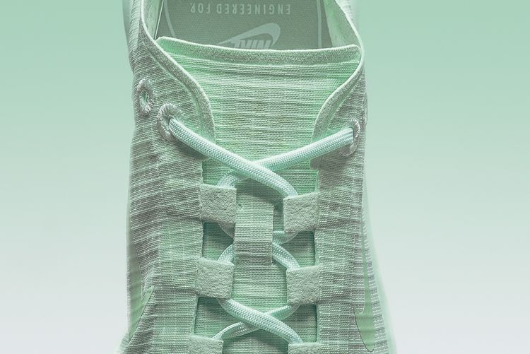 Nike Wmns Mayfly Lite Fresh Mint