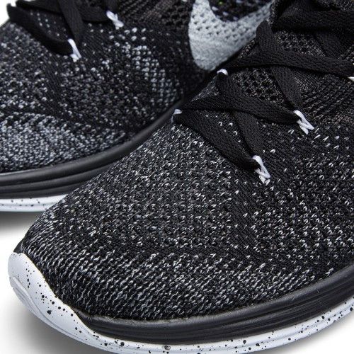 Nike flyknit lunar oreo outlet