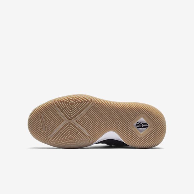 Buy Kyrie 3 GS 'Badge of Honor' - 859466 092 | GOAT