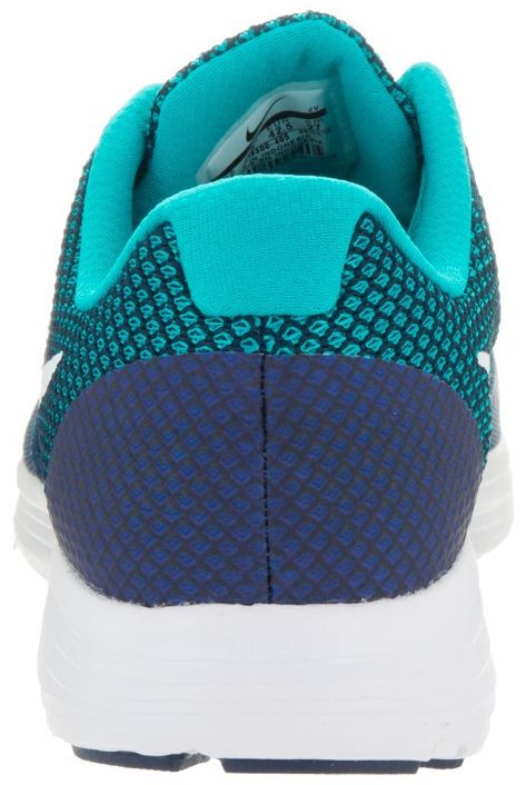 Nike Revolution 3