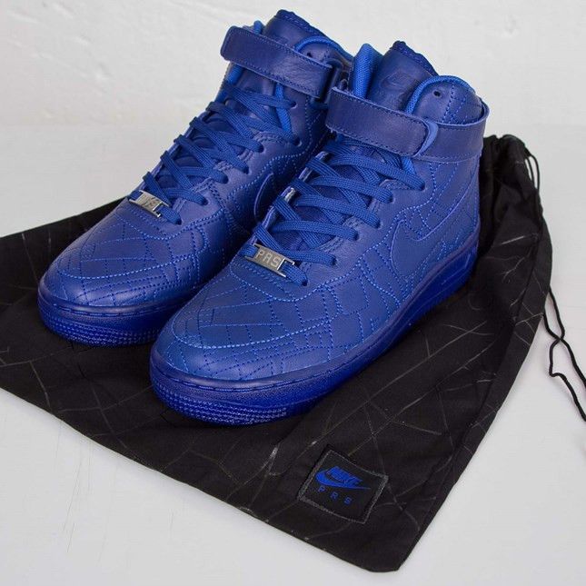 Size 7.5 Wmns Air Force 1 High FW QS Paris