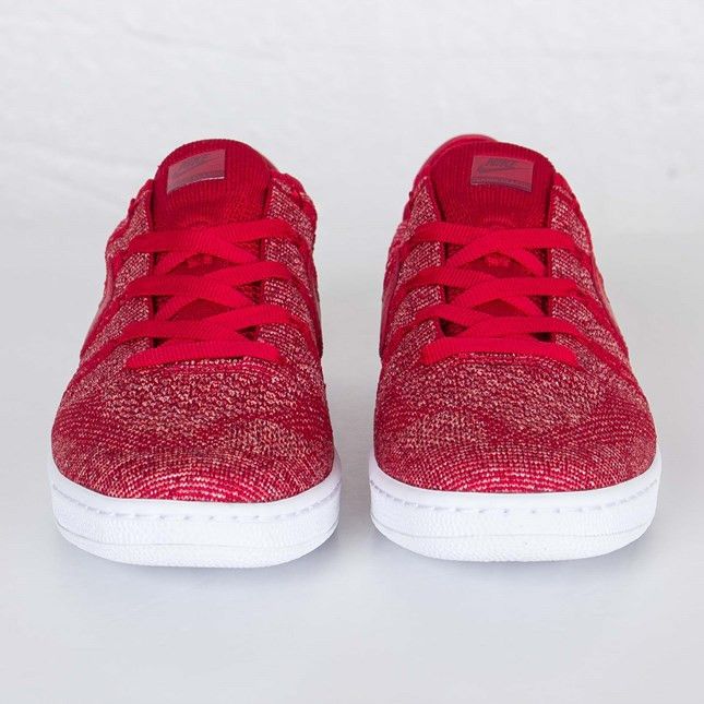 Nike Tennis Classic Ultra Flyknit