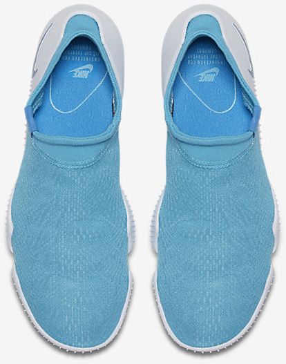 Nike Wmns Aqua Sock 360