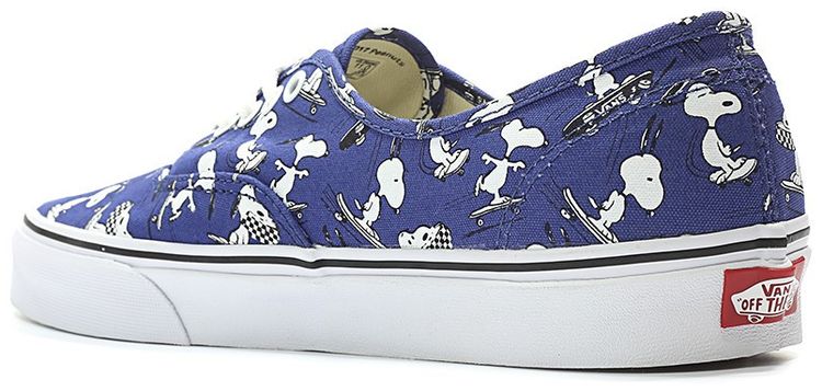 Peanuts x Vans Authentic Snoopy Skating
