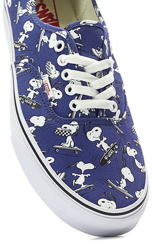 Peanuts x Vans Authentic Snoopy Skating