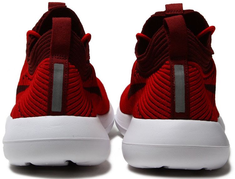 Nike Roshe Two Flyknit V2 University Red