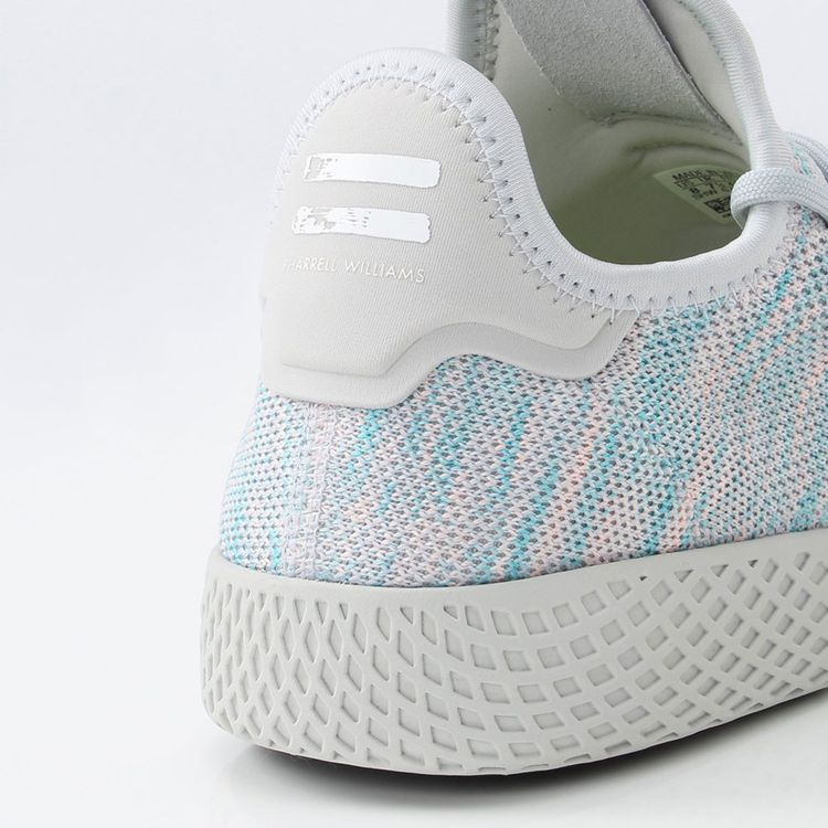 Pharrell x Tennis Hu Blue Pink