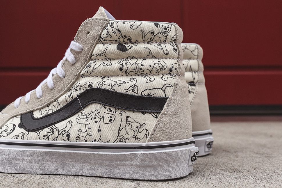 Vans sk8 hi disney on sale
