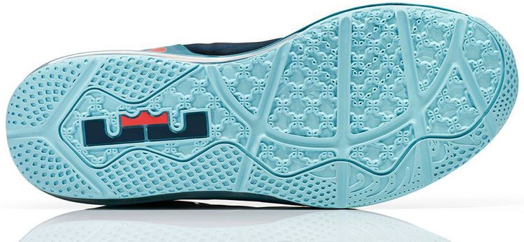 Nike Max LeBron 11 Low Turbo Green