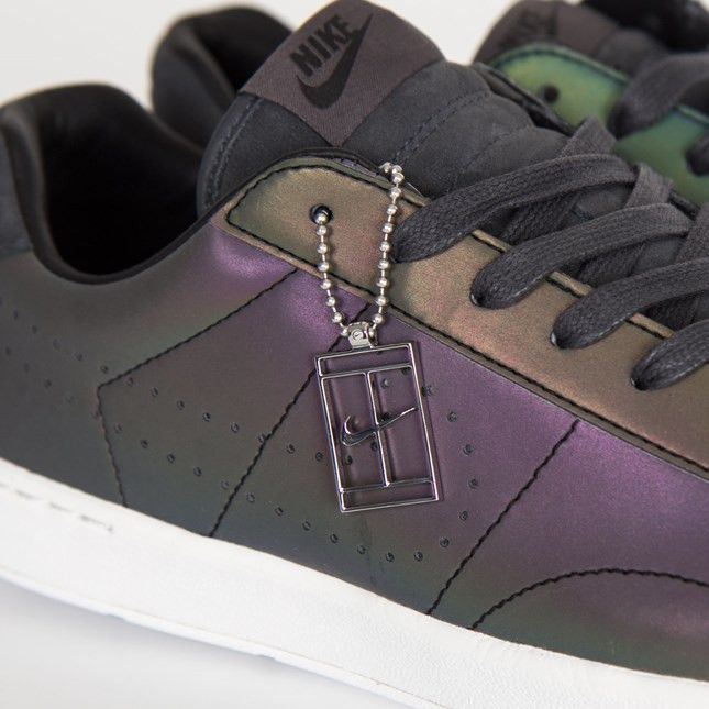 Nike Tennis Classic Ultra Premium QS Black Iridescent