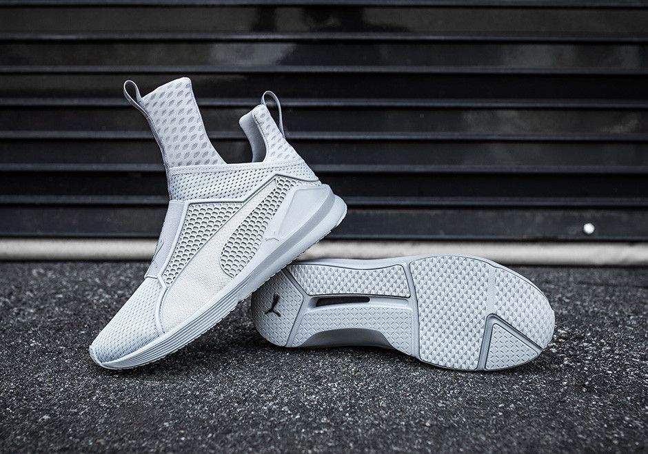 Size 10.0 Fenty x Wmns Trainer Quarry