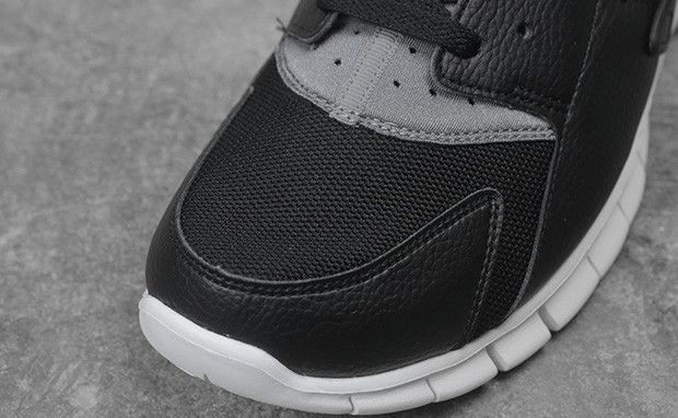 Size 10.0 Huarache Free Run