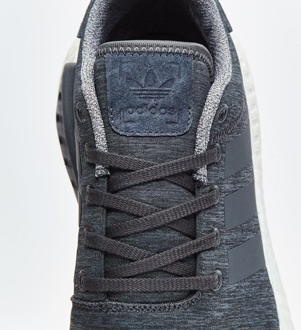 Sneakersnstuff x adidas NMD R2 Grey Melange