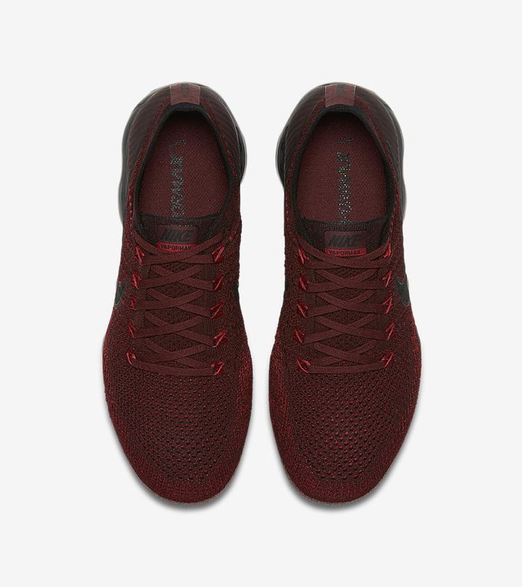Vapormax dark red 2025