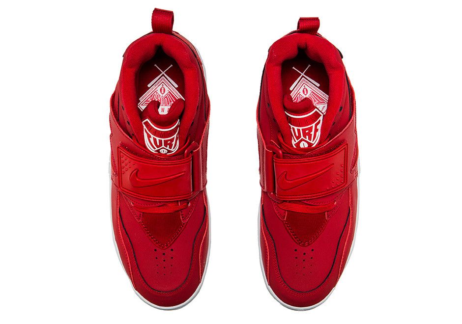 Achetez des Air Diamond Turf Gym Red 309434 600 GOAT FR